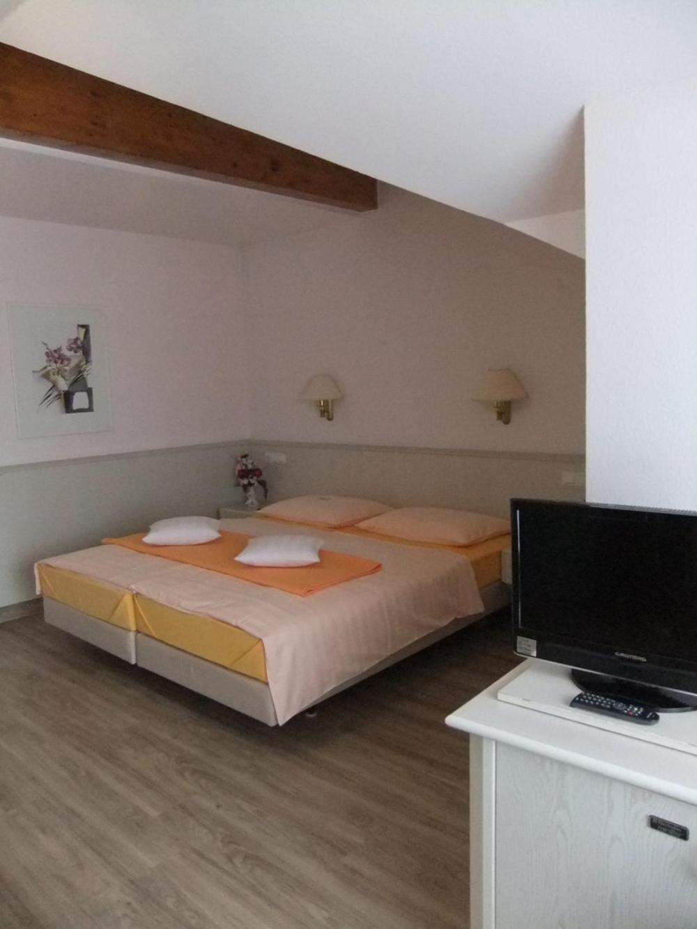 Hotel Garni Classico 아샤펜부르크 외부 사진